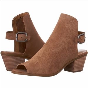 Lucky Brand Bray Buckle Slingback Peep Toe Booties